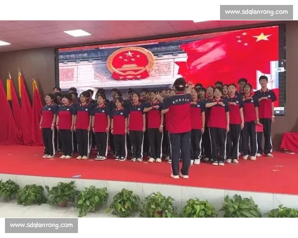 红歌合唱比赛圆满落幕 传承红色精神 激发爱国热情